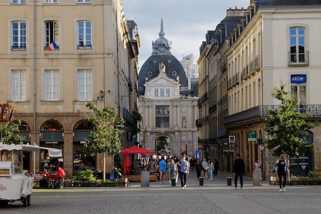 Brocante à Rennes : les bonnes adresses où chiner